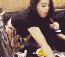 美人阁 姑娘，你这样的吃相就不怕嫁不出去？哈哈哈