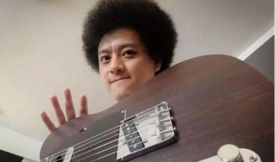 我独坐小窗一盏清茶 实力歌手过气的过气，去世的去世，以后只能听流量明星唱歌了？