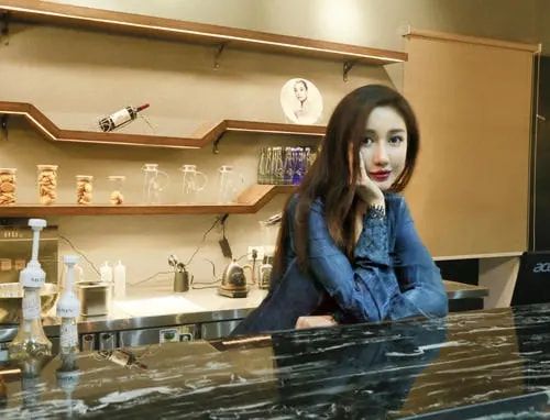 杨凯迪|没被徐峥捧红的她，却被黄渤“10秒钟”带火，“好身材”完美展示