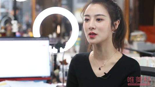 薇娅|前脚辟谣月入几亿，后脚曝2年逃税6亿？通告细节暴露薇娅屡教不改