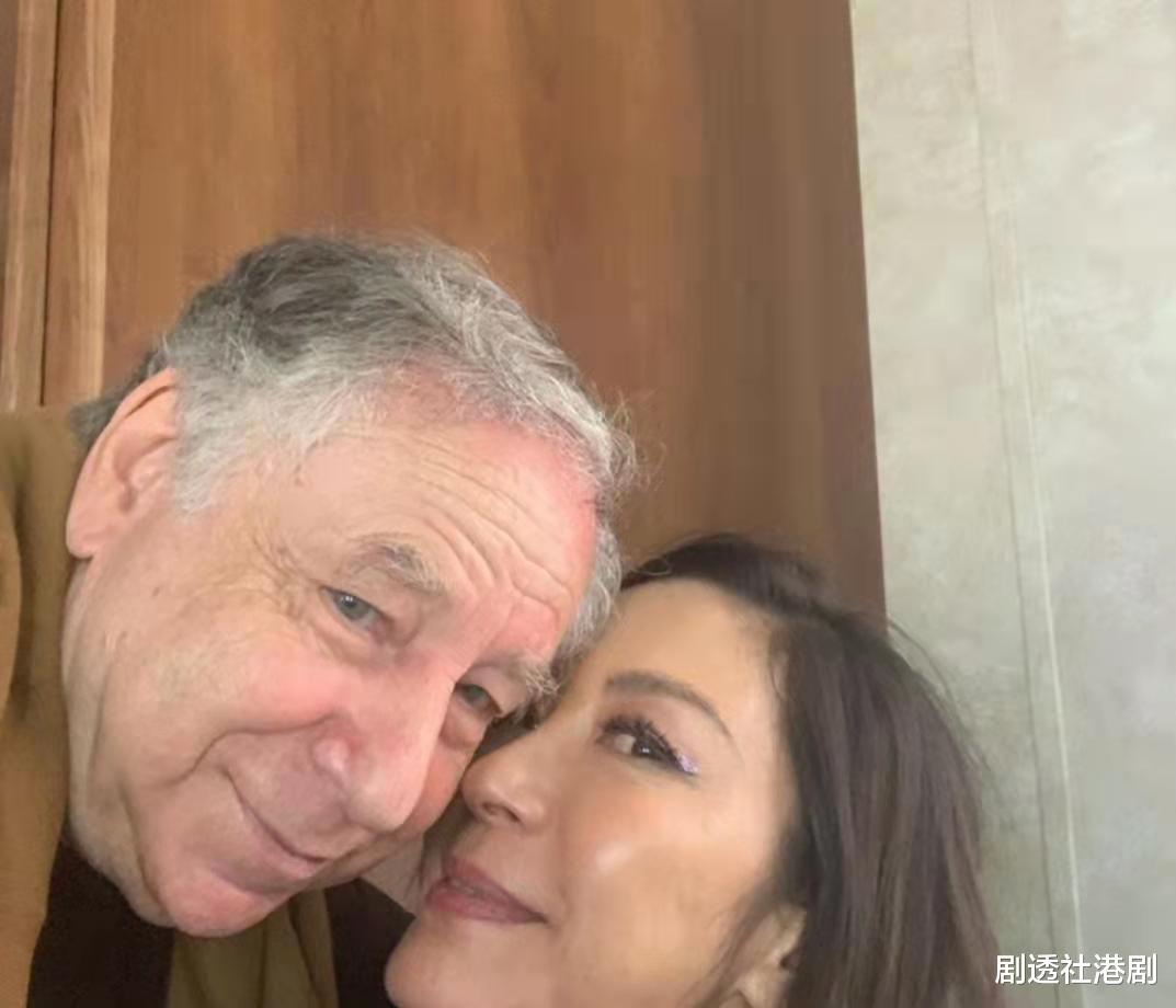 杨紫琼|贵气！59岁武打女巨星戴近千万名表现身，男友是75岁前法拉利总裁