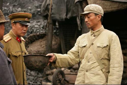 冯小刚|《集结号》刚拍了5天，冯小刚对女主陈数说：回家休息吧，不用拍了