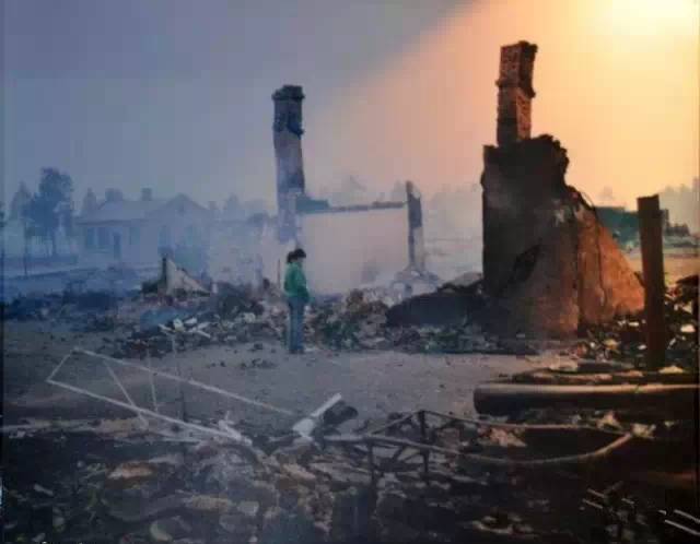 虞书欣|这首歌唱哭100万人：妻子葬身火海后，他在漠河舞厅苦等了34年