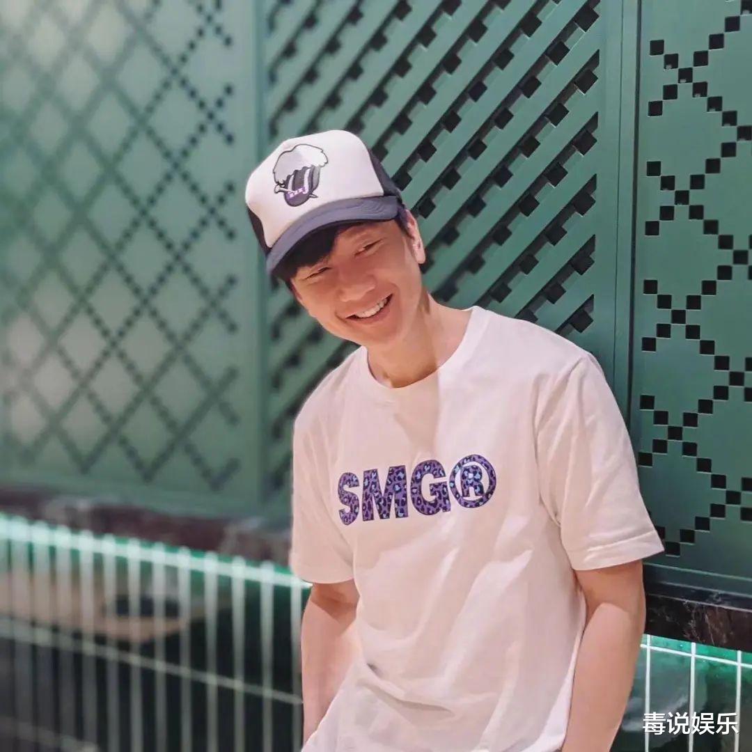 杨超越|林俊杰为何多次卷入风波？出道18年，仅官宣过一段恋情