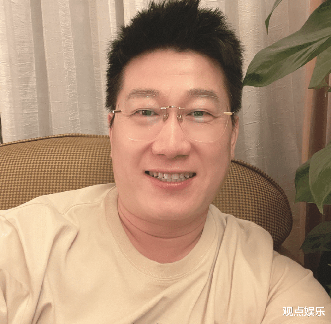 张鹤伦|张鹤伦发文称团综录制结束,不再为创作相声发愁,网友:是冠军吗