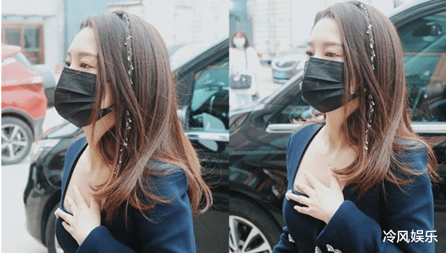 李沁|李沁穿方领长裙录综艺，下车时用手捂住领口引争议，网友：多此一举