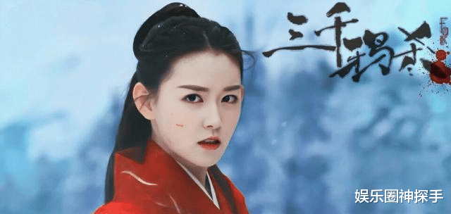 吕燕|童星蒋依依长大了，20岁身高接近170cm，生活照和活动图差别大