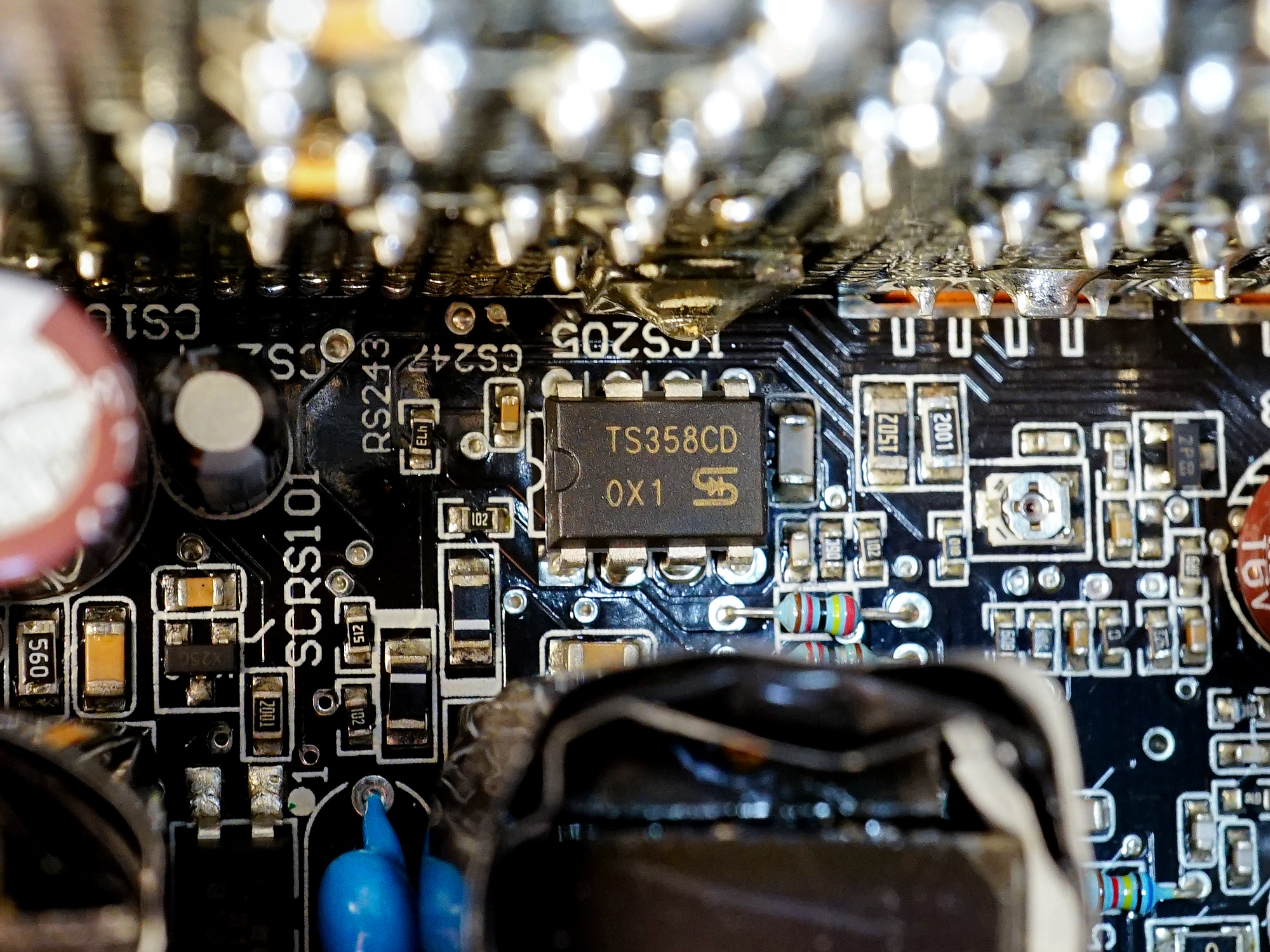 臺灣|邊拆解邊科普！用全漢Hydro G Pro1000了解電源結構和原理