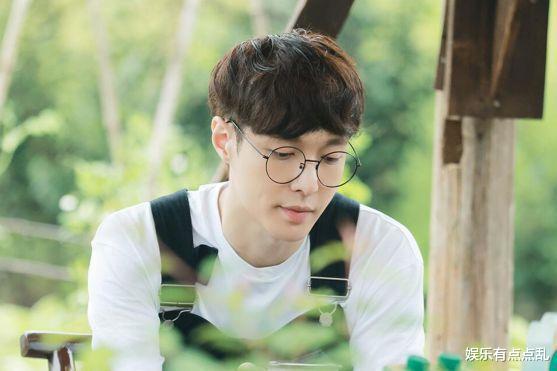 李雪琴|同样是《向往》女嘉宾, 杨紫和李雪琴有何差别? 张艺兴评价一语中的