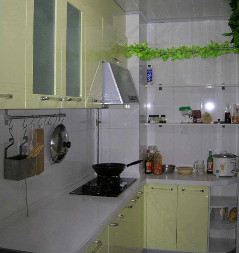 相机|厨房装修布置切记别犯这些忌讳，有钱人一看就懂，难怪越住越富裕