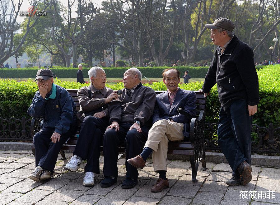 打麻将|为什么很多麻将馆老板说:麻将馆开久了,人会崩溃,你怎么看?