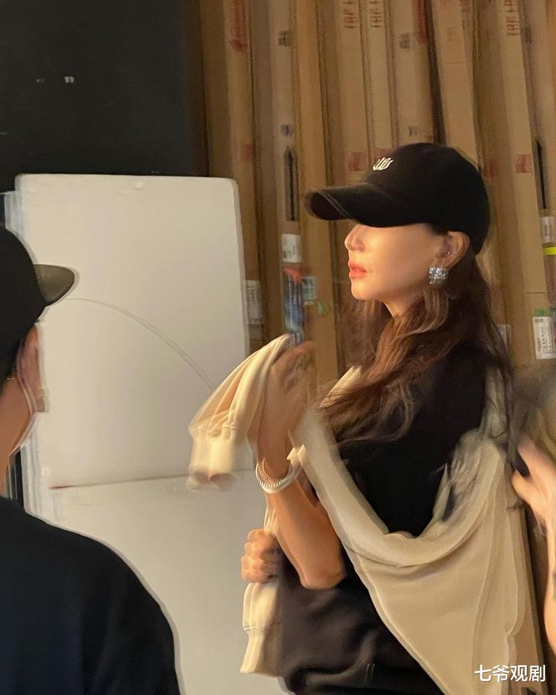 高小英|拯救张东健的天使是谁？高小英上传老公近照，夫妻同心化开冰冻层