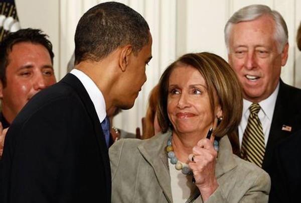 奶球妈咪聊|81岁的佩洛西：从带着5个孩子的家庭主妇到美国一姐，打破天花板