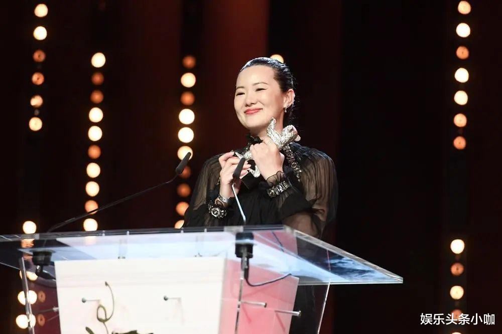 咏梅|千年绿叶终于翻身，她果真是人如其名！