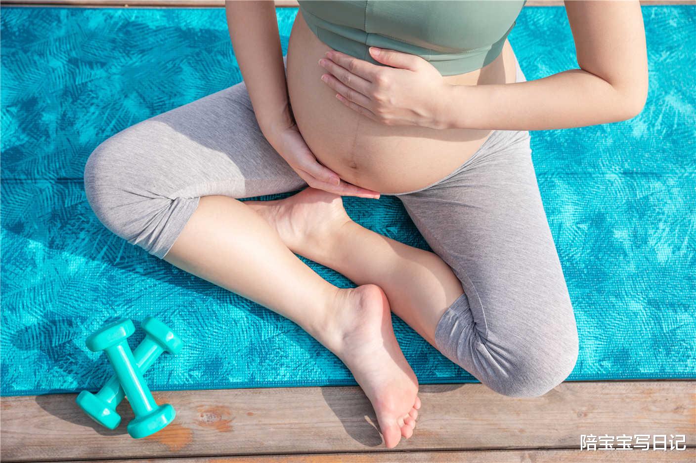 陪宝宝写日记|为什么宝宝总容易长胎记？产科医生：孕期尽量避免这3种行为