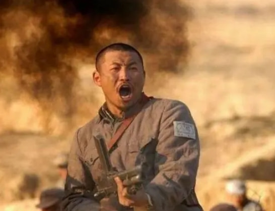 杨幂|电视剧《亮剑》之张大彪，提升师长很正常，授衔少将不现实