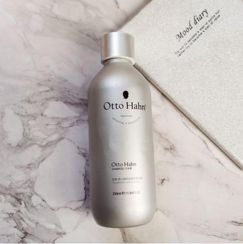 头皮屑|3款被列入“黑名单”的洗发水,看看自家有没有,花钱不少还掉发