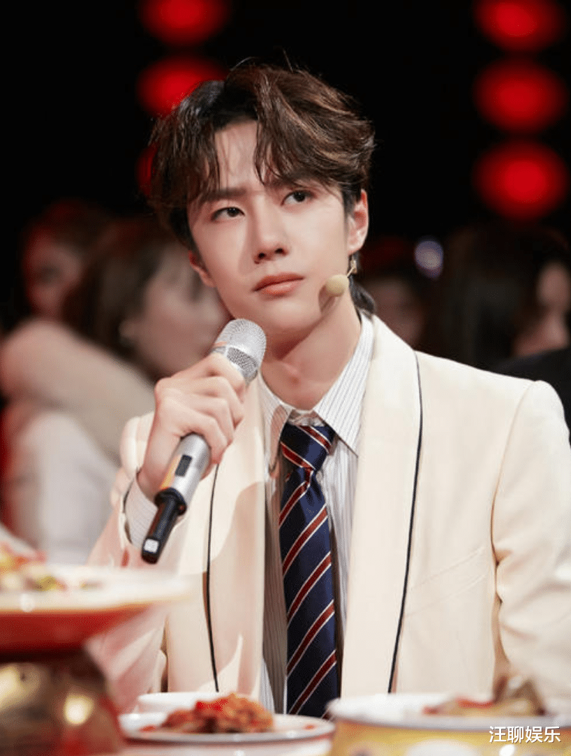 央视春晚|2021央视春晚节目单曝光，但是今年的情况，似乎和以往有些不一样