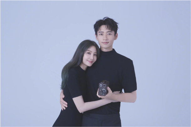 于玮|魏晨婚礼布置太用心！娇妻穿婚纱美成女明星，颜值身材太出众了