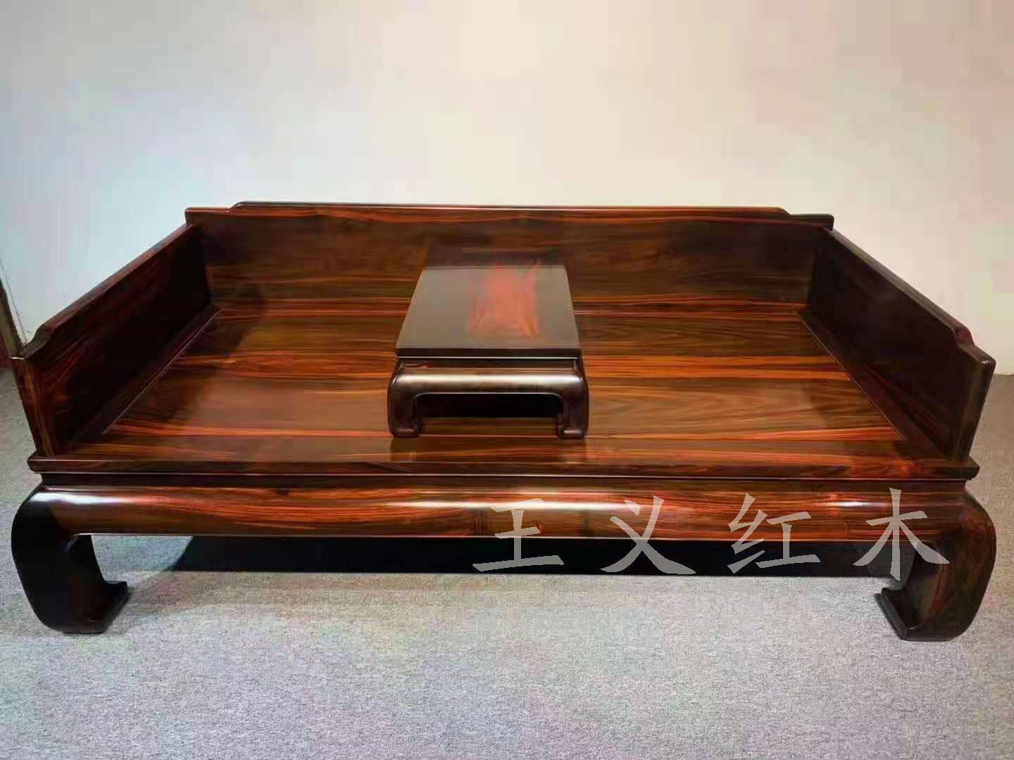 小王话红木|大红酸枝家具是涨了还是跌了？大红酸枝家具还会降价吗？