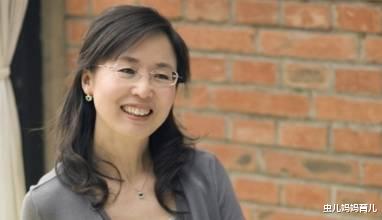 虫儿妈妈育儿|6岁前,经常看电视和经常阅读的孩子,上小学后的差距太明显了