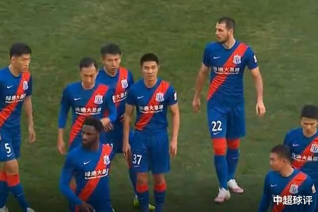 意大利隊(duì)|23歲尤文青訓(xùn)悍將：從意大利剛回中國(guó)時(shí)，吃中國(guó)菜經(jīng)常腹瀉！