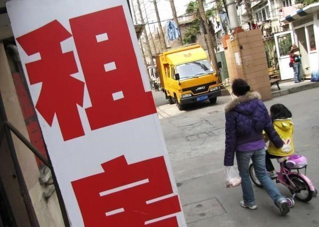 房产中介|房产中介遭遇寒冬，多地出台二手房参考价，买房者将直接受益