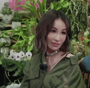 杨幂|幂女王上杂志宣布地下情玩完，小狼狗不求名分仍被甩只因毫无价值