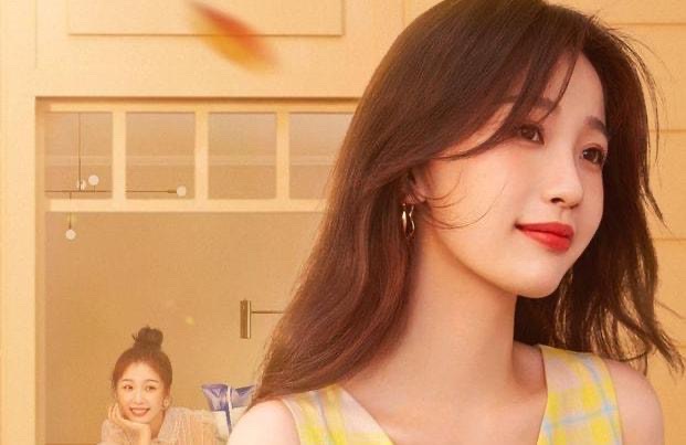 杨超越|杨超越、虞书欣，靠选秀改变人生，“傻白甜”凭什么这么火