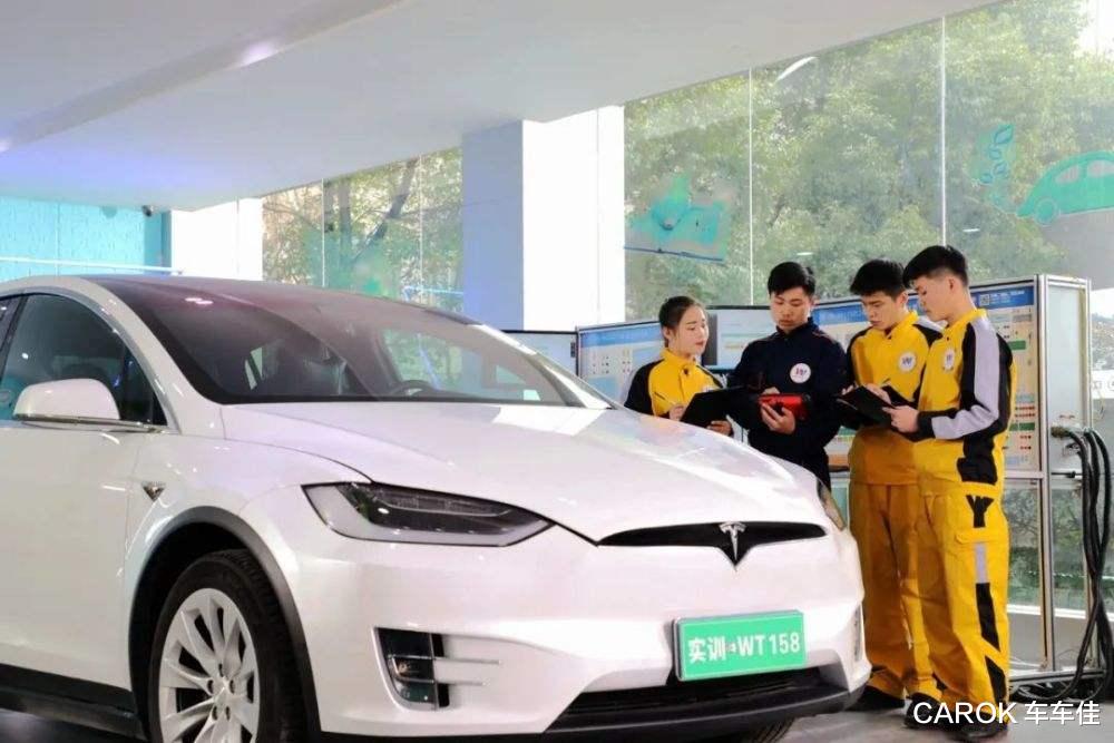 招聘|新能源汽车人才缺口巨大,车企开出年薪百万招揽人才(车车佳)