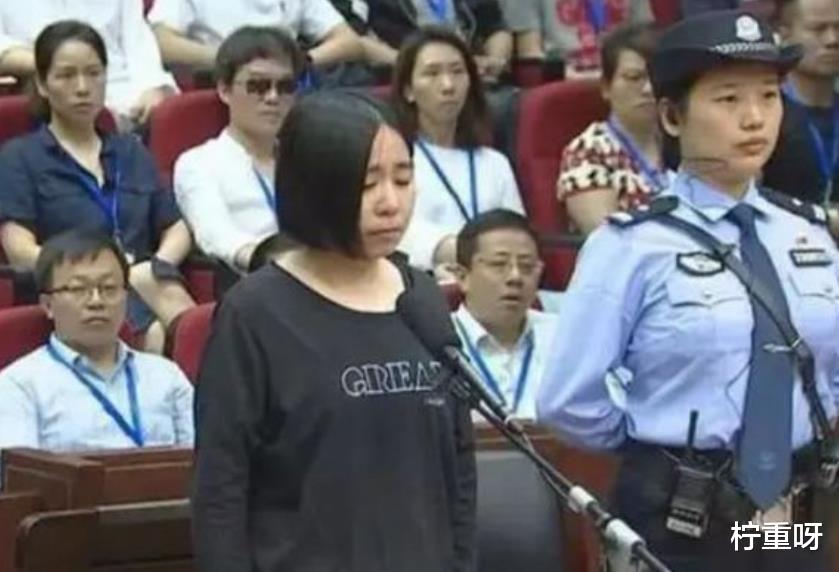 柠重呀|林生斌频繁被网暴后，律师团成员表态，称林生斌失去家人后超痛苦