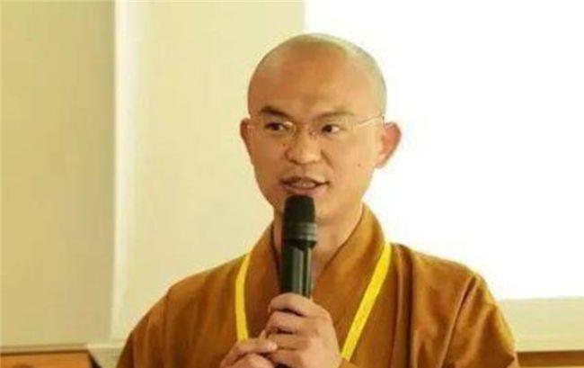 一只麦兜 放弃高薪、不顾父母下跪，也要出家的清华博士，后来怎么样了？