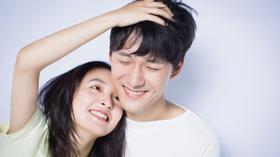 吴倩|被称为“最美书模”的吴倩,生日当天被逼喝尿,后为老公牺牲太多