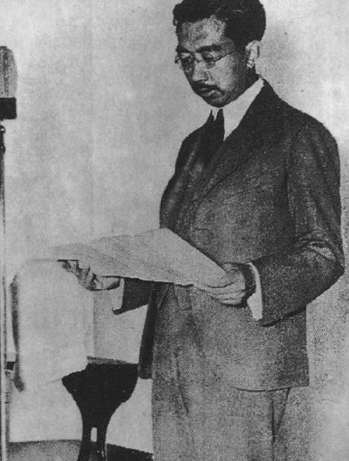 冈村宁次|冈村宁次掌握80万大军，得知天皇无条件投降啥反应？冷冷说了4字