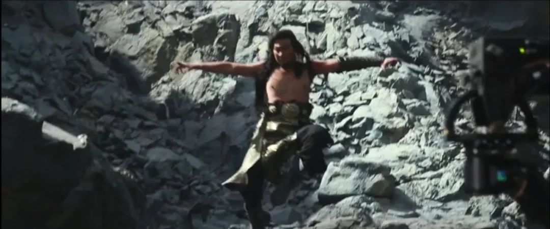 胡军|开！眼！了！为毛连他俩都沦陷了