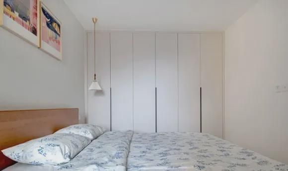 榻榻米|客厅阳台装榻榻米,浴室柜外移,简约风格两房装修很唯美!