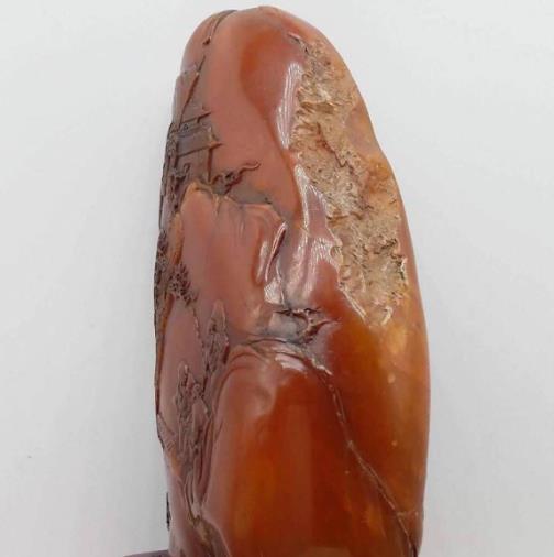 翡翠|一种可以“油养”的文玩，你认识吗？