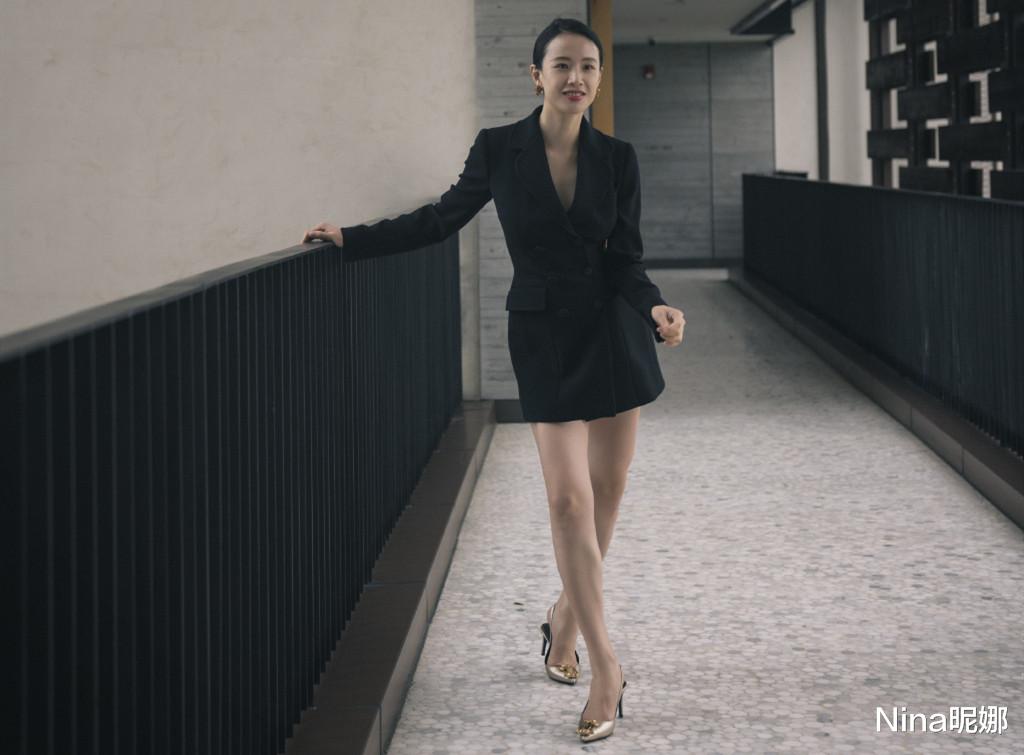 赵露思|中国首位90后女星李梦美到戛纳！穿黄纱裙脱颖而出，真给国人长脸