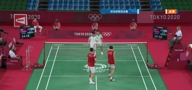 情感维护|双塔组合，你们可以失败，但你们不能败的这么没有骨气