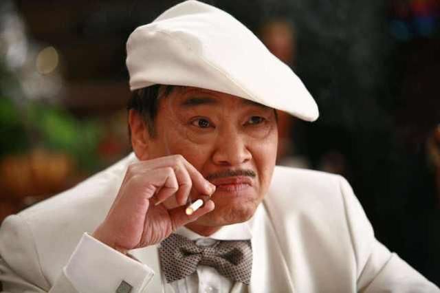 吴孟达|吴孟达突然去世，众明星发文悼念，唯独李小璐别有用心