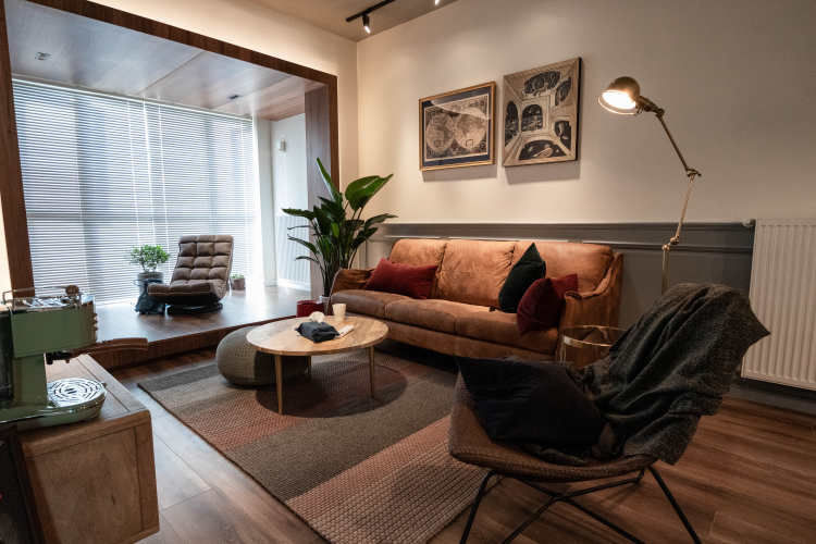 |24万装出70㎡复古风两居,低调奢华有气质,二人世界太美好了