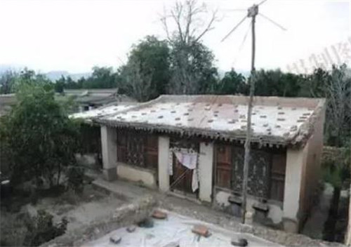 原生家庭 白银连环杀人案回顾：恶魔14年间残害11名女性，却因一枚指纹暴露