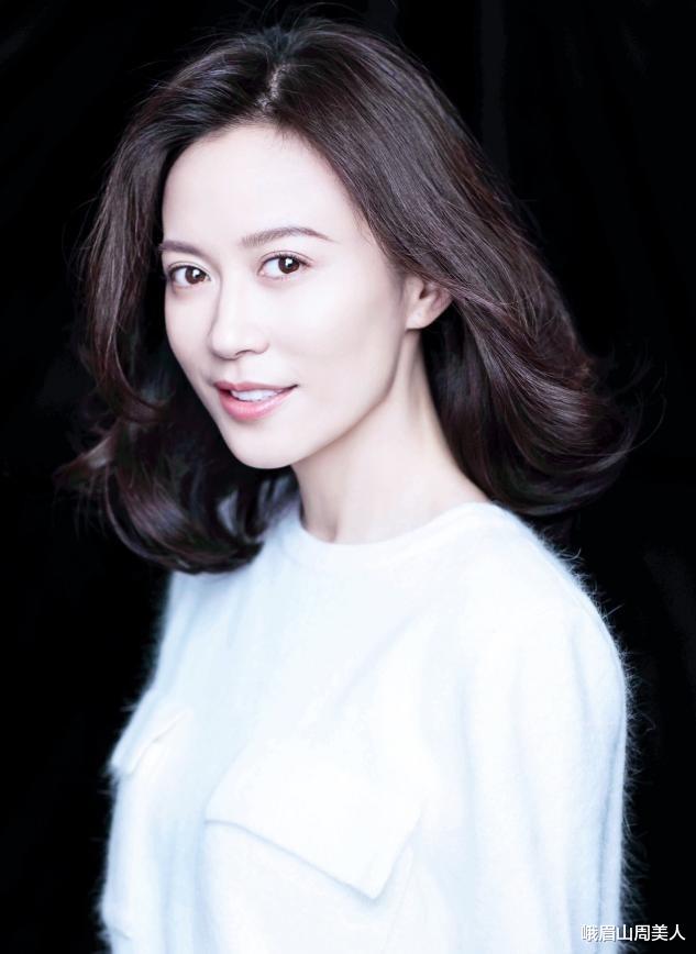 运动|?女人过了50岁该剪什么发型？看陶虹、俞飞鸿就知道了，气质减龄