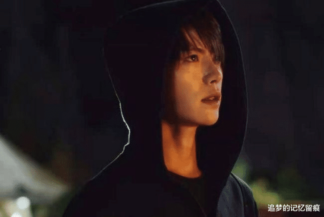 张起灵|《盗墓笔记》小哥这样完美的人也有致命弱点，谁揪住百分百能赢！