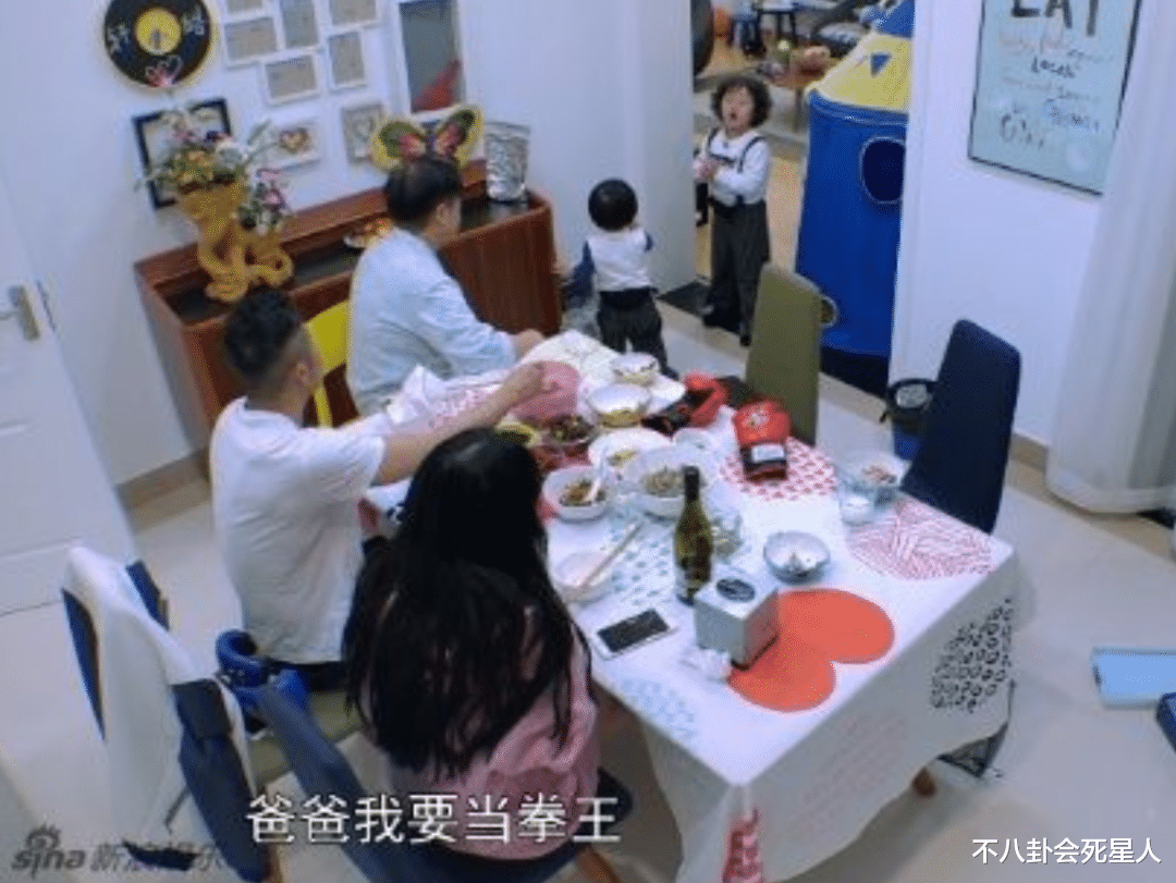 小龙女|冉莹颖的火辣身材又上热搜，网友口径一致：少对女性身材指指点点