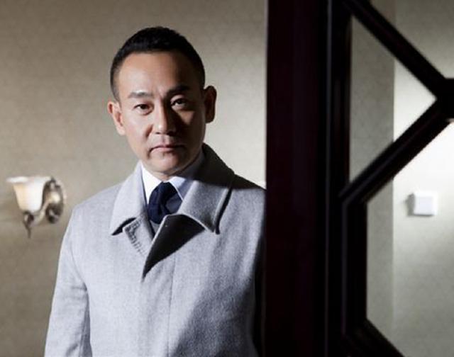 林保怡|他在香港红了14年，却连一套房也买不起，如今60岁女朋友都没有！