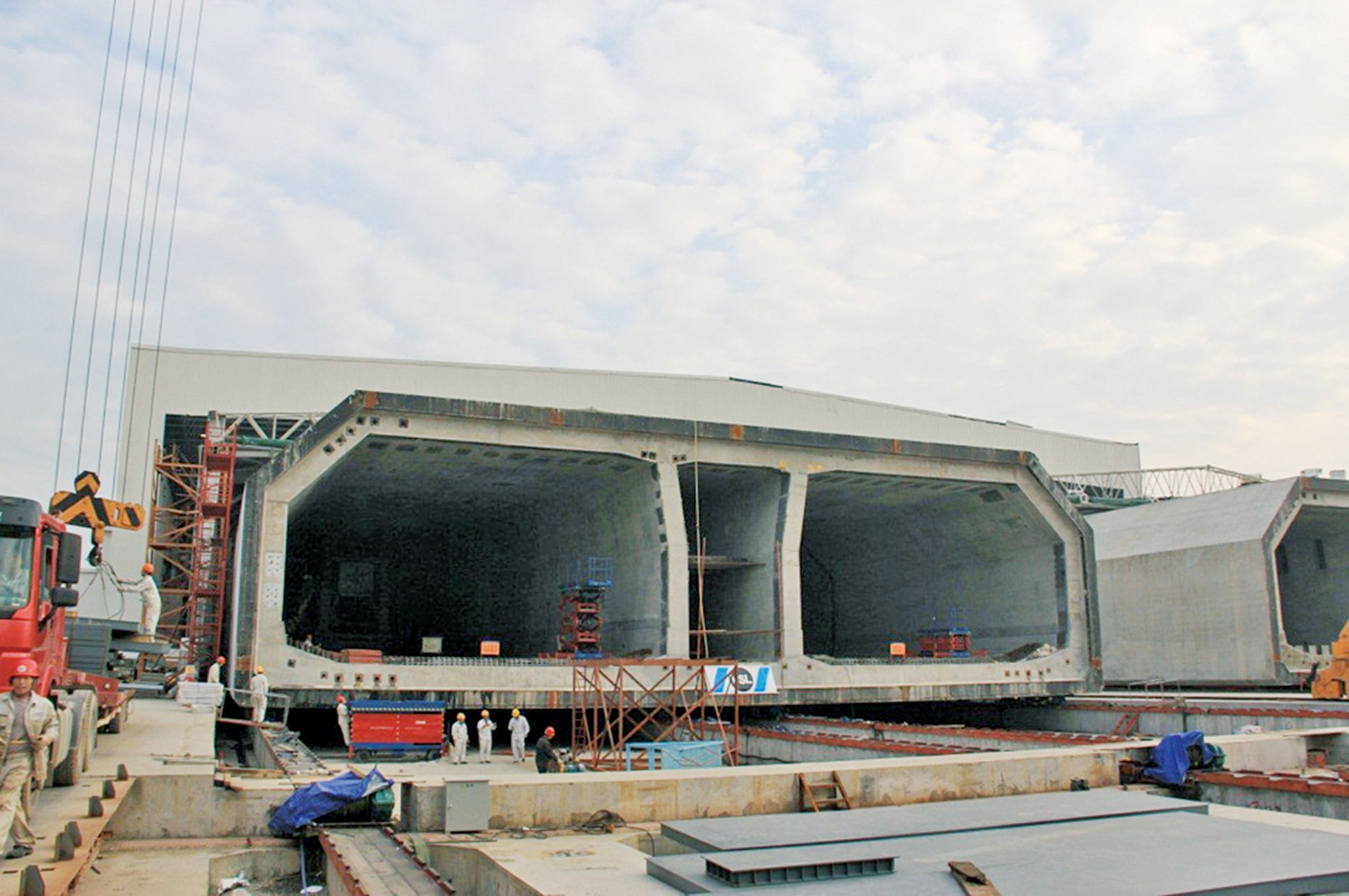 虾兵械将 曾经找荷兰买技术,荷兰张嘴就要15亿还不让还价,不要了自己造!