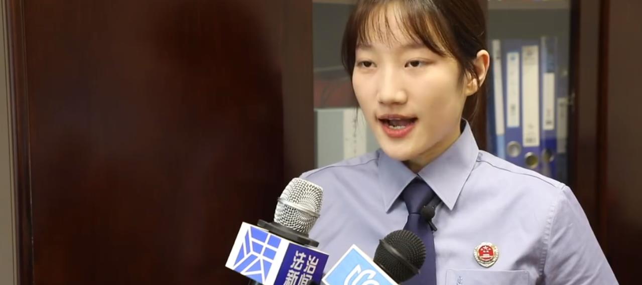 阿楠 上海一女子鼓动前任和现任男友决斗！致使现任男友肾破裂而获刑！