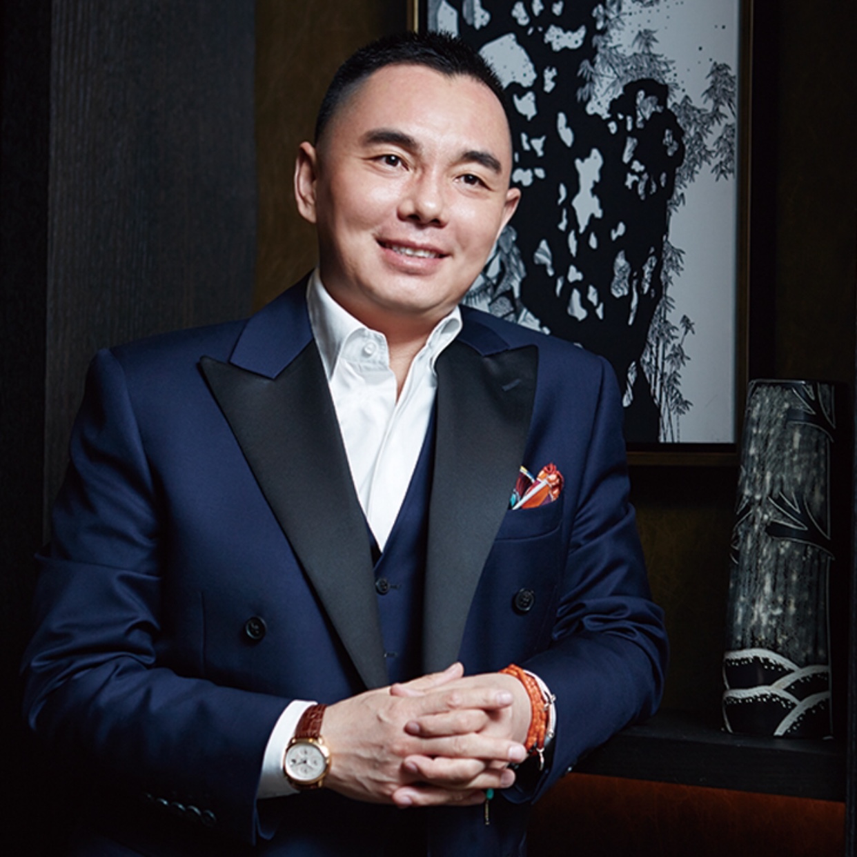 李湘|李湘前夫李厚霖被曝遁入空门，曾为李湘办世纪婚礼，破产时却遭遗弃