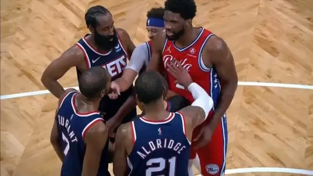 凱文·杜蘭特|噴著噴著就笑了！